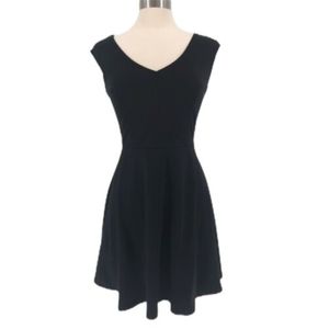 Cynthia Rowley Dress Pinup 6 LBD Swing Retro Black